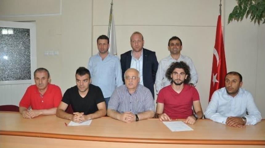 İneg&ouml;lspor&rsquo;da &Uuml;&ccedil; İmza