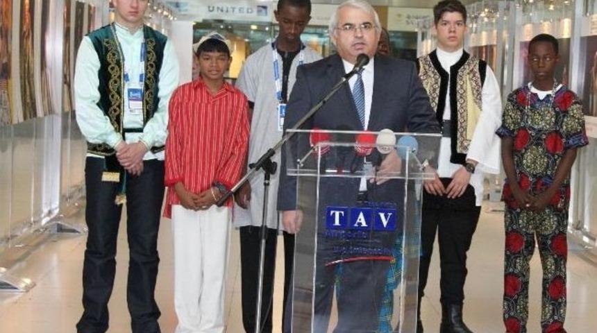 Havalimanında Renkli A&ccedil;ılış