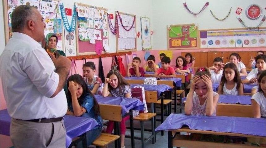 Sungurlu'da 11 Bin 432 &Ouml;ğrenci Karne Aldı