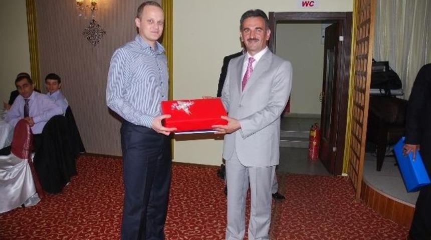 Protokol Ve Yargı Veda Yemeğinde Buluştu