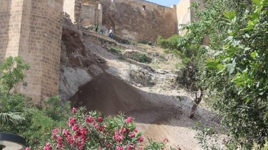 Kale&rsquo;de Restorasyon Devam Ediyor