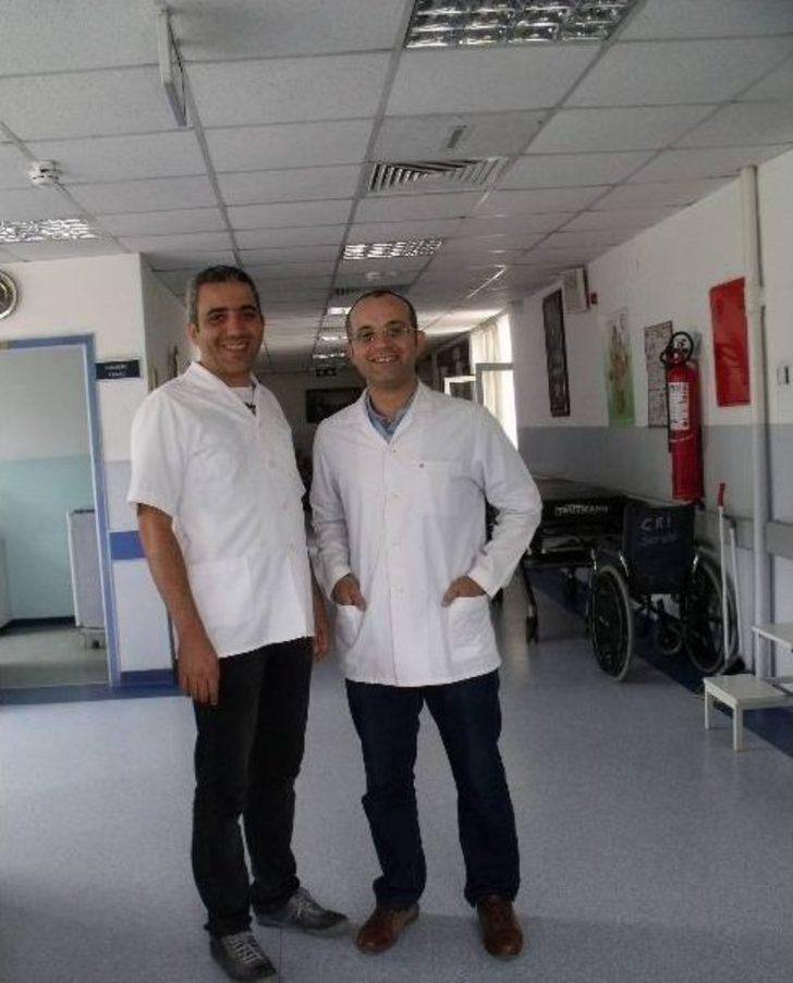 Salihli Devlet Hastanesi’nde Kapalı Yöntemle Apandisit Ameliyatı Yapıldı