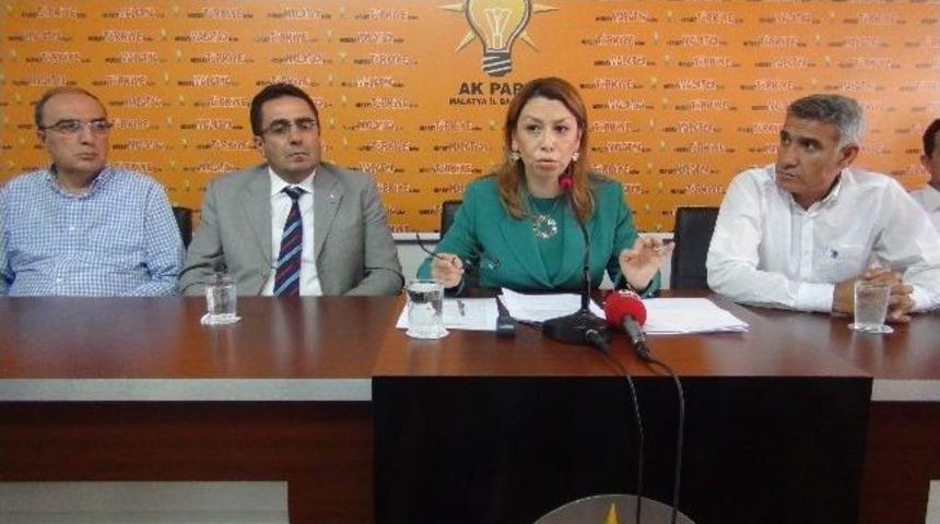 Ak Parti Milletvekili &Ouml;znur &Ccedil;alık, Halk G&uuml;n&uuml;&rsquo;ne Katıldı