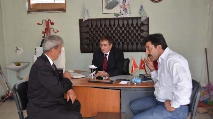 Vali İzzettin K&uuml;&ccedil;&uuml;k Cumayanı K&ouml;y&uuml;n&uuml; Ziyaret Etti