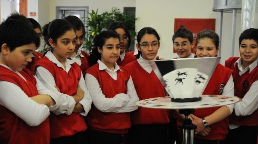 Bilim Merkezi&rsquo;nde Yaz At&ouml;lyeleri Başlıyor