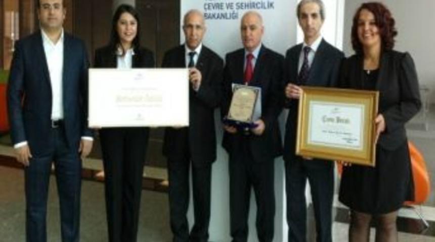 Batman Rafinerisine 'en Temiz Sanayi Tesisi' &Ouml;d&uuml;l&uuml;