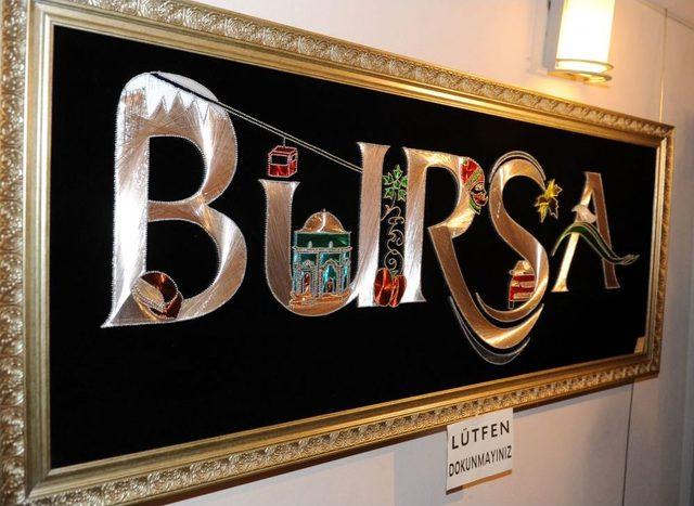 OSMEK Sergisinde Göz Kamaştıran Eserler 2