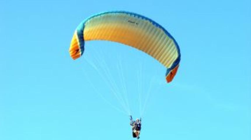 Adana'da Şehit Ve Gazi &Ccedil;ocukları Yama&ccedil; Paraş&uuml;t&uuml;yle U&ccedil;acak