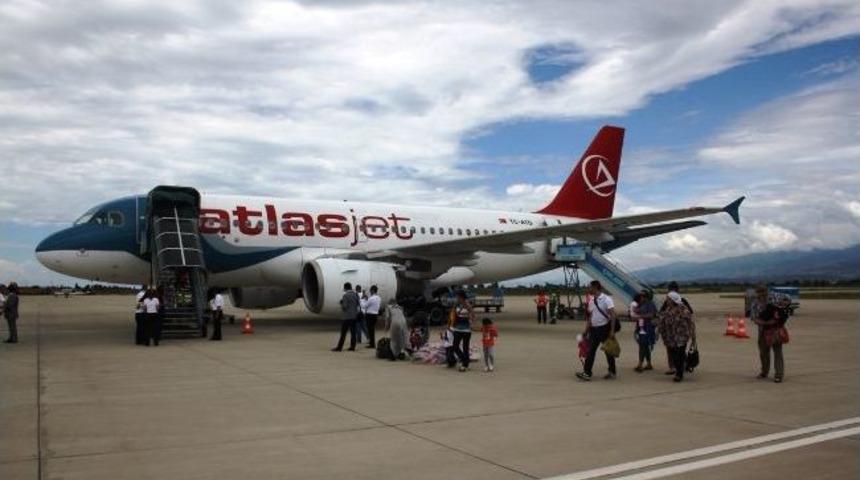 Atlas Jet, Balıkesir-istanbul Seferlerine Başladı