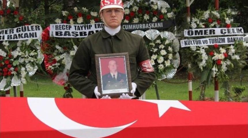 Adana&rsquo;da Kazada Şehit Olan Astsubay Edremit&rsquo;te Toprağa Verilecek