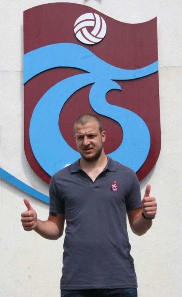 Trabzonspor, Batuhan Karadeniz’i Renklerine Kattı