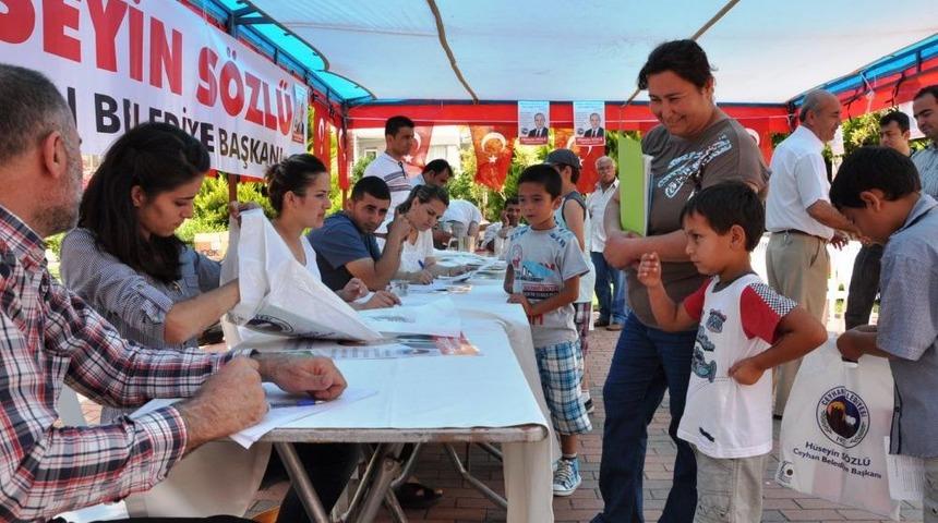 Ceyhan Belediyesi'nden Başarılı &Ouml;ğrencilere Kitap Seti