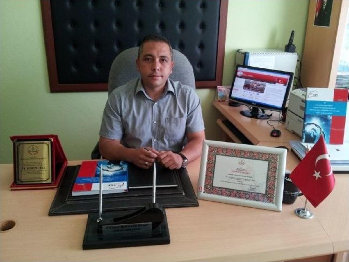 Karacaali K&ouml;y&uuml; İlk&ouml;ğretim Okulu, Manisa Birincisi Oldu