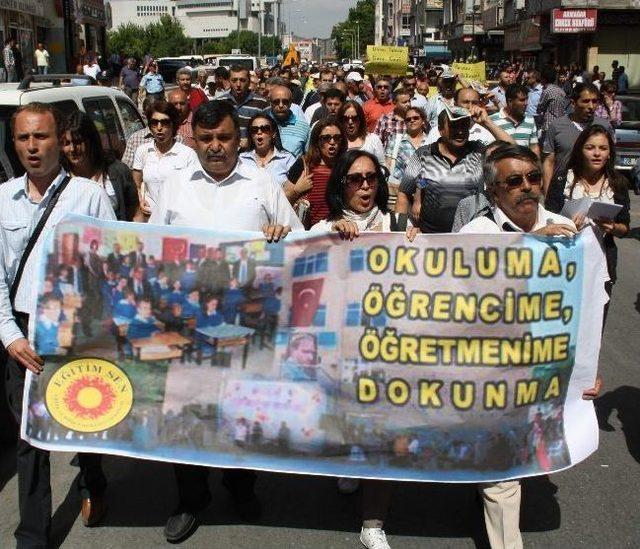 Eğitim - Sen&rsquo;den Milli Eğitim M&uuml;d&uuml;rl&uuml;ğ&uuml;ne Protesto Y&uuml;r&uuml;y&uuml;ş&uuml; 2