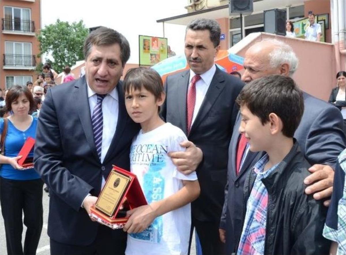 Okullarda Karne Ve Tatil Heyecanı