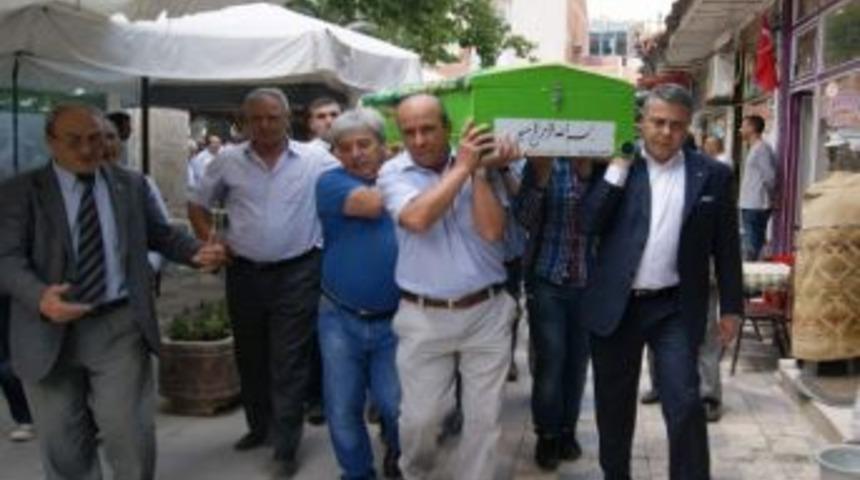 Menajer Ceylan &Ccedil;alışkan'ın Acı G&uuml;n&uuml;