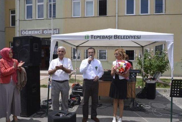 Başkan Ata&ccedil; &Ouml;ğrencileri Mezuniyette Yalnız Bırakmadı 2