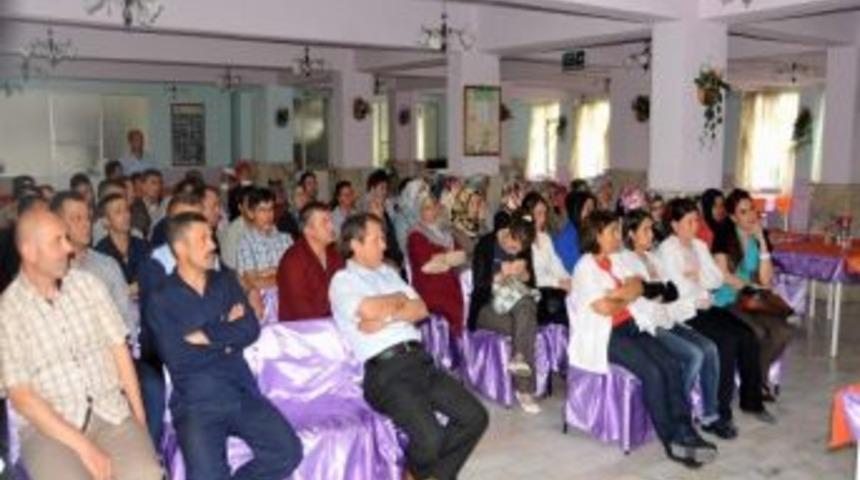 Afyonkarahisar&rsquo;da Huzurevi &Ccedil;alışanlarına Hepatit Hastalığı Anlatıldı