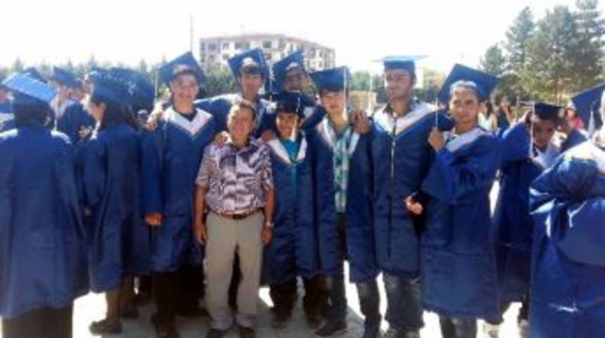 Kulu&rsquo;da &Ouml;ğrenciler Karnelerini Aldı