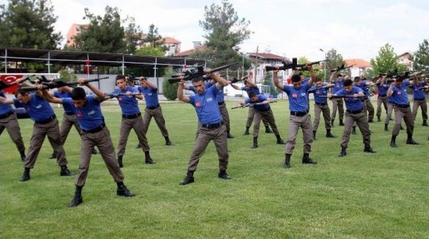 Jandarma Tekilatı&rsquo;nın 174. Kuruluş Yıl D&ouml;n&uuml;m&uuml;