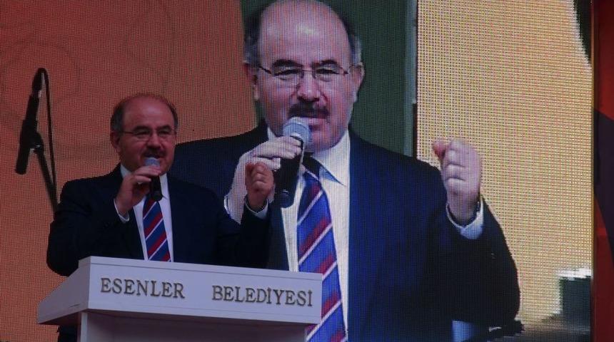 Esenler'de &Ouml;ğrenciler Karnelerini Festivalle Aldı