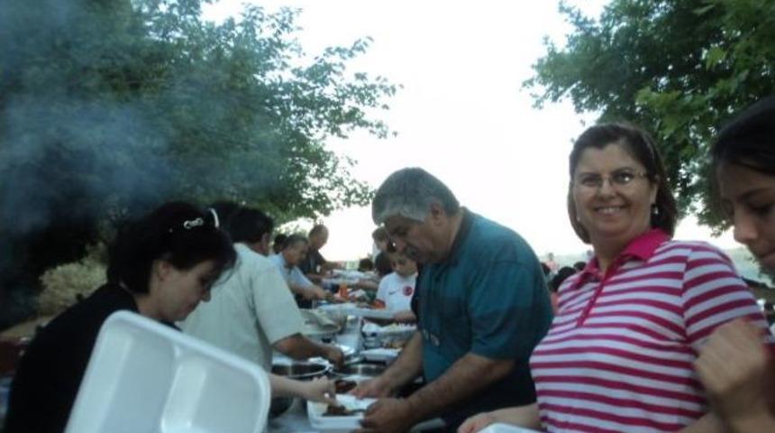 Sarıg&ouml;l&rsquo;de &Ouml;ğretmenlerin Moral Yemeği