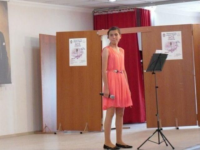 G&ouml;lmarmara&rsquo;da Ses Yarışması D&uuml;zenlendi 1