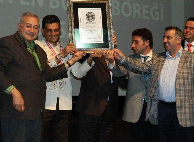 Bursa da 2 bin 23 metre kol böreği 2