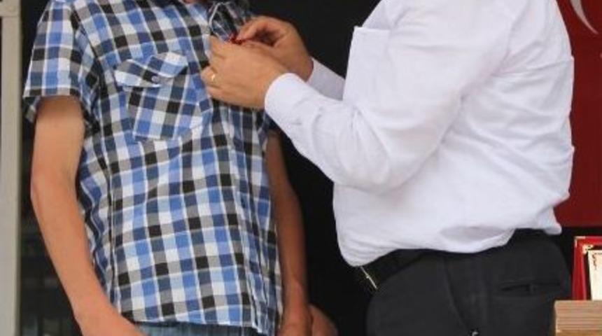 Kızılcab&ouml;l&uuml;k&rsquo;te Okul Birincileri Altınla &Ouml;d&uuml;llendirildi