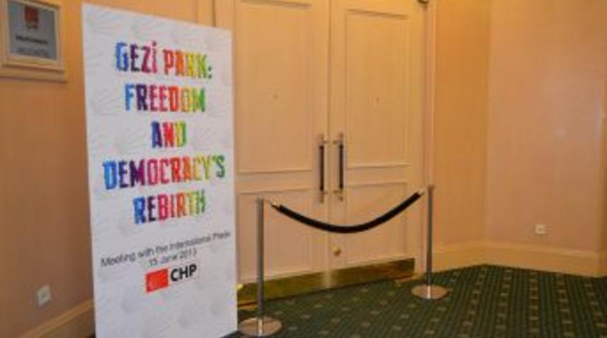 Kılı&ccedil;daroğlu'nun Yabancı Basınla Toplantısında G&ouml;r&uuml;nt&uuml; Yasağı