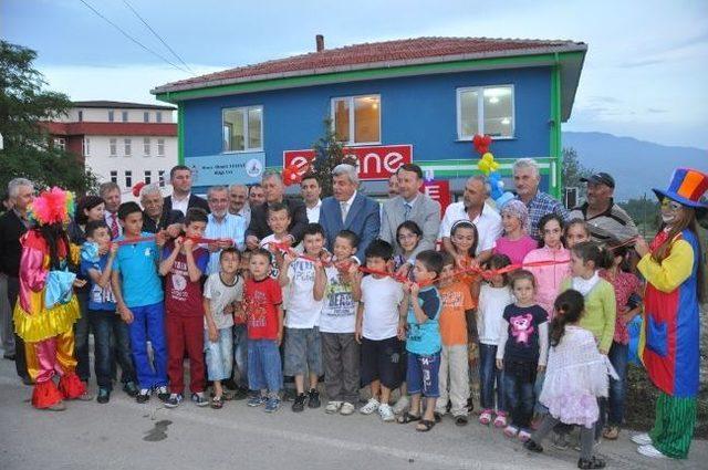Hoca Ahmet Yesevi Bilgi Evi Çocuklarla Açıldı 3