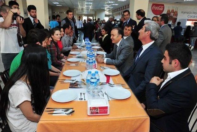 Okulun Son Gününde Vali Sürprizi… 1