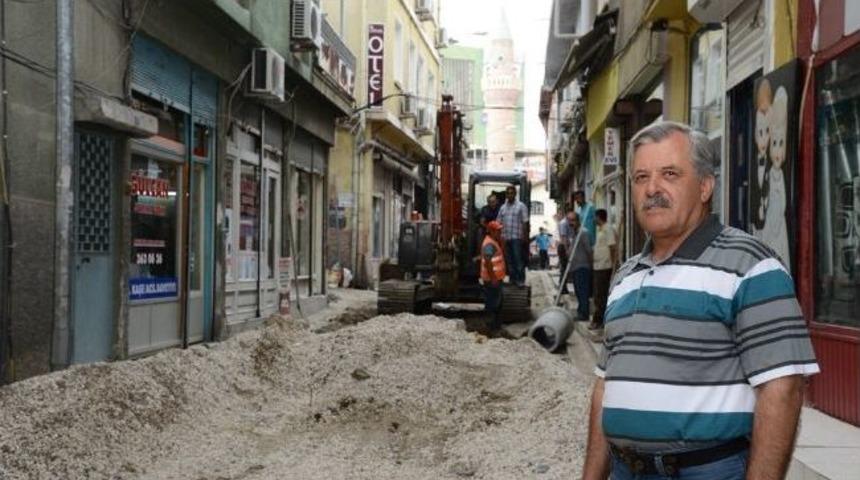 B&uuml;y&uuml;kşehir Tepebağ&rsquo;ın Altyapısını Yeniliyor