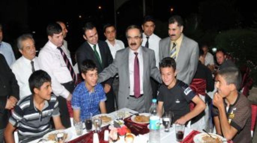 Aladağlı Yetim Ve &Ouml;ks&uuml;zlerin Y&uuml;z&uuml; SODES'le G&uuml;l&uuml;yor