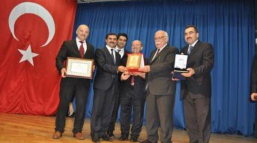 Eğitimde kalite y&ouml;netimi ve ekip &ccedil;alışması &ouml;d&uuml;lleri verildi