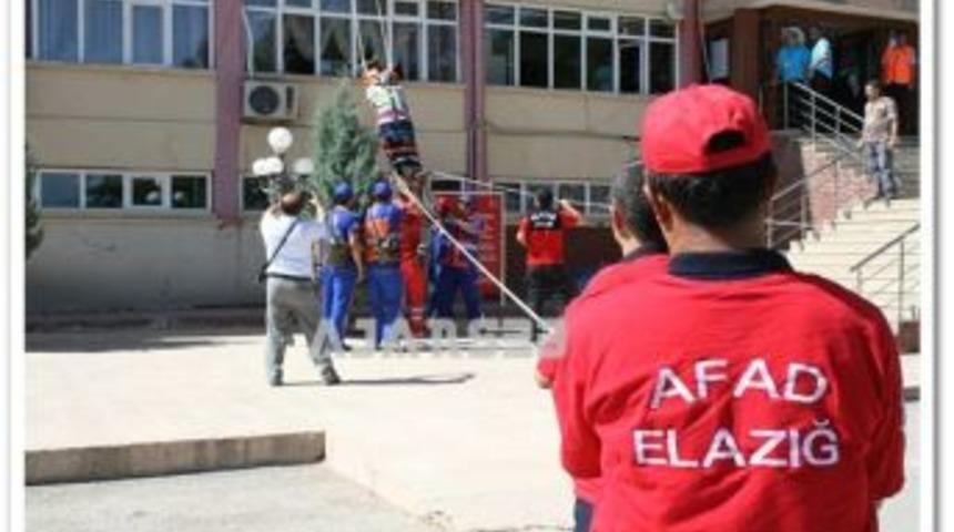 Diş Hastanesi&rsquo;nde tatbikat