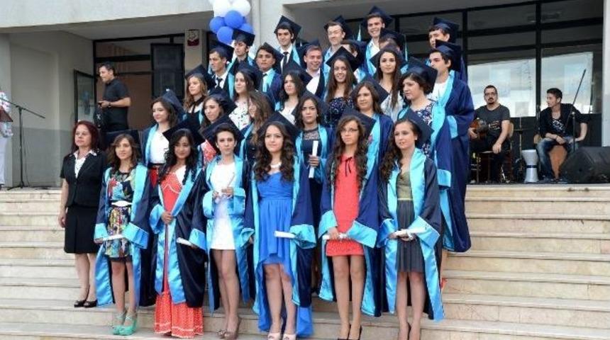 Mimar Sinan Anadolu Lisesi Mezunlarını Uğurladı