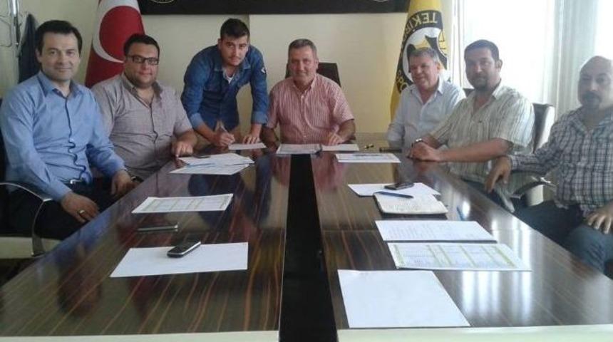 Tekirdağspor 2 Futbolcu İle S&ouml;zleşme İmzaladı