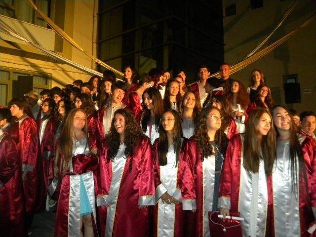 Manisa Odtü Ülkem Koleji 10. Mezunlarını Uğurladı 3