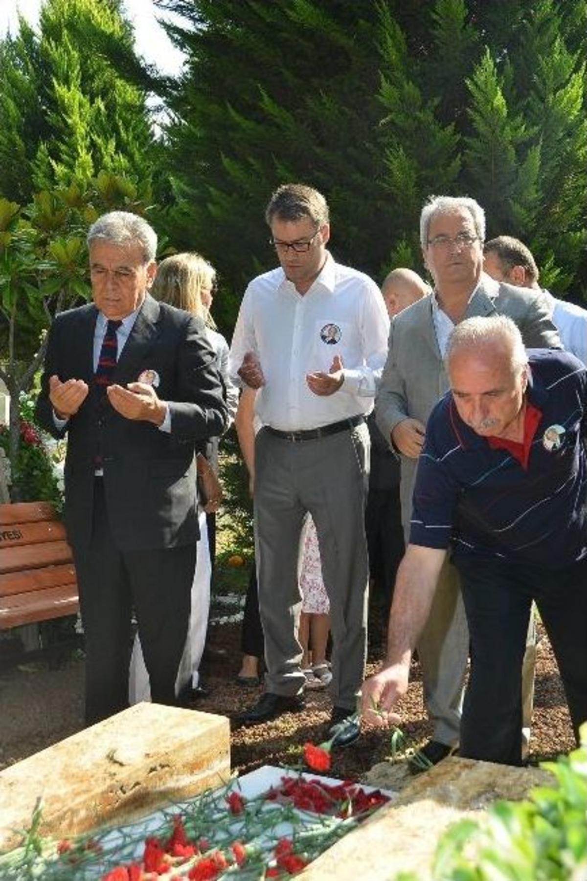 Ahmet Piriştina &Ouml;l&uuml;m&uuml;n&uuml;n 9. Yılında Anıldı