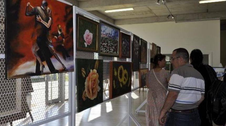 Halk Eğitim Kursiyerleri Resim Sergisi A&ccedil;tı