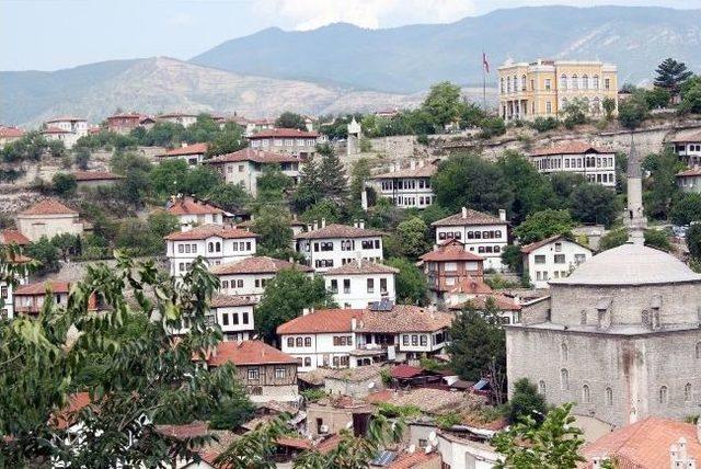 Öğrenciler Safronbolu’yu Gezdi