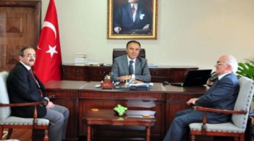 Kimse Yok Mu'dan Vali Altıparmak'a Ziyaret