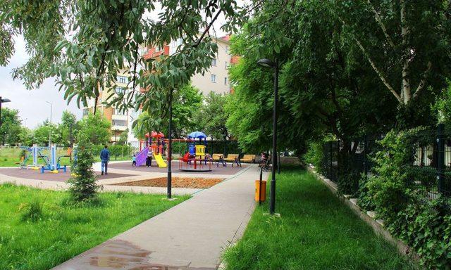 Çankaya Yeni Parklarla Yeşilleniyor