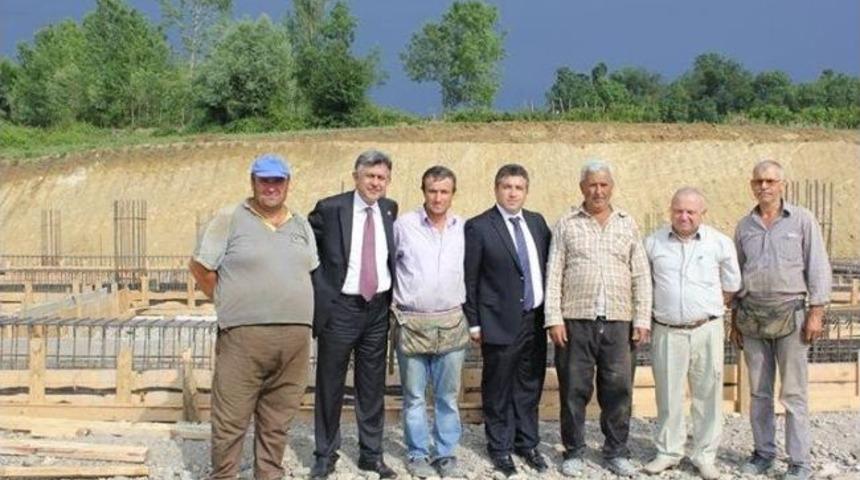 Milletvekili K&ouml;kt&uuml;rk Ve İl&ccedil;e Başkanı Başoğlu K&ouml;yleri Gezdi