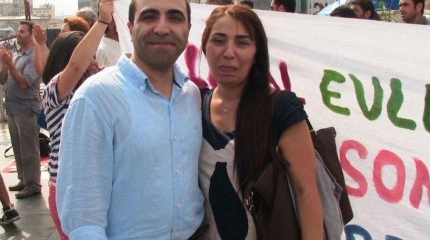 Gezi Parkı&rsquo;nda &ldquo;illegal&rdquo; Evlenme Teklifi