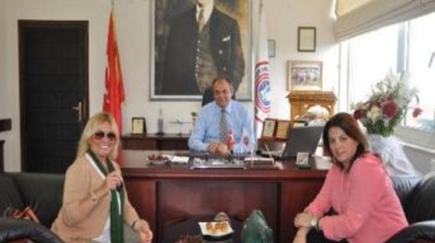 Ayşe Egesoy'dan Belediyeye Ziyaret