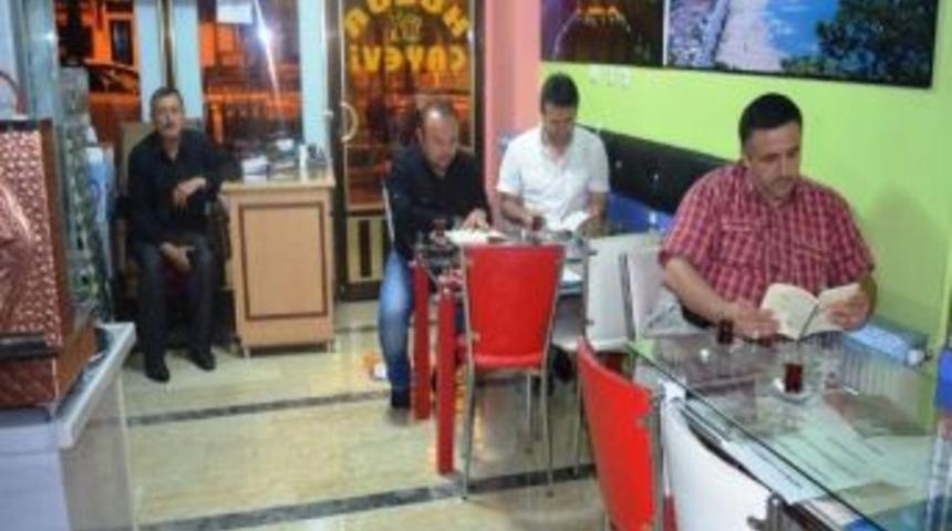 K&uuml;t&uuml;phane Gibi &Ccedil;ayevi