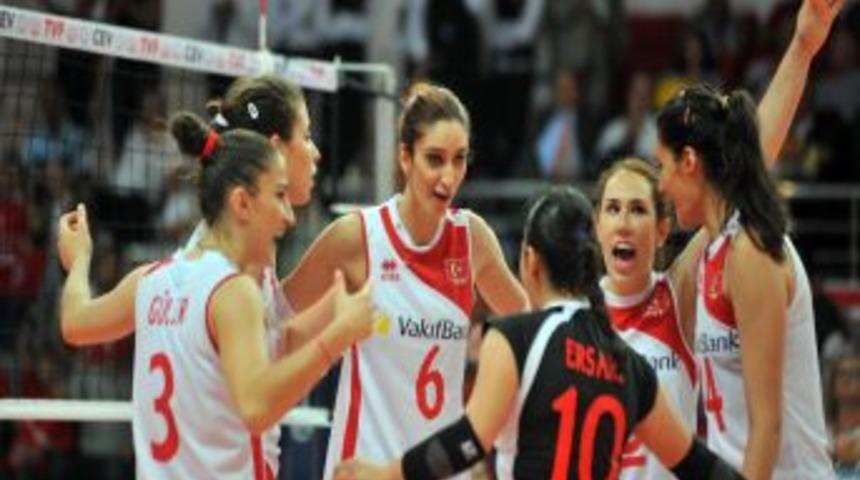 T&uuml;rkiye: 3 - Romanya: 1