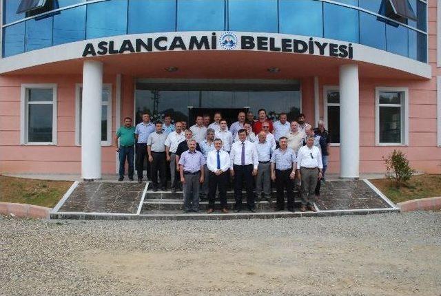 Anlayan, Aslancami'de 'büyükşehir'i Anlattı